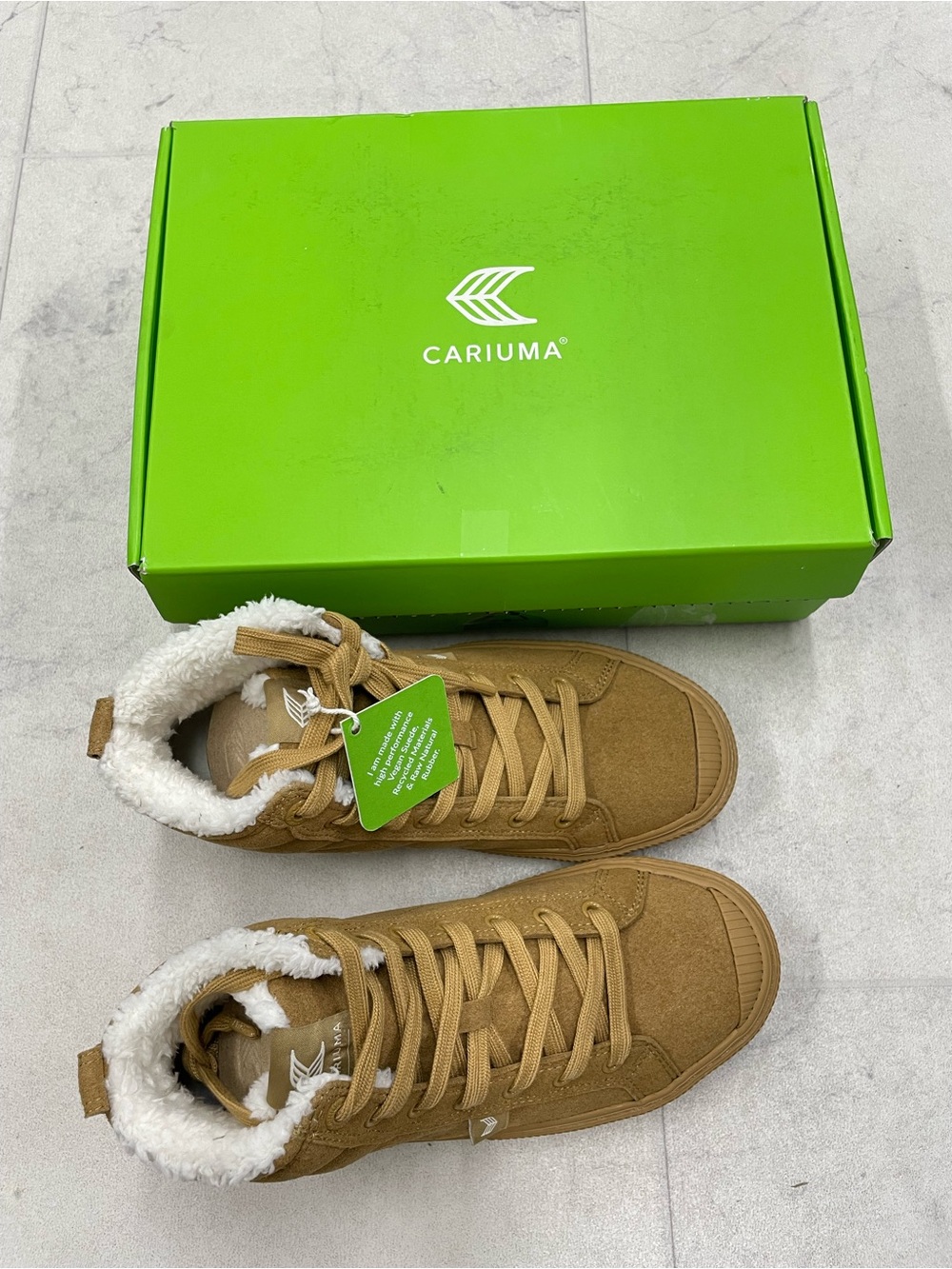 (CA-13) Cariuma OCA High Therma Suede Boot